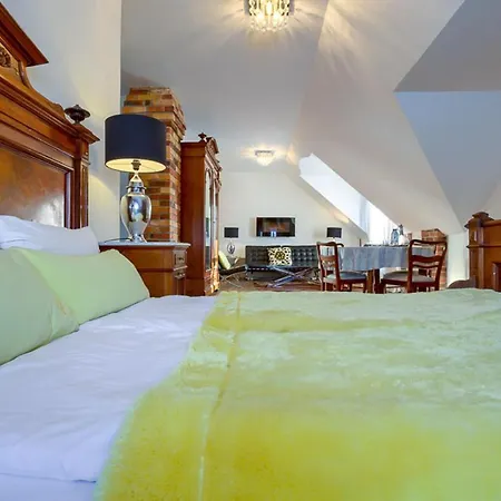 カントリーハウス Folwark Bialych Bocianow