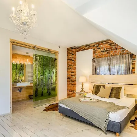 Folwark Bialych Bocianow * Kamionka