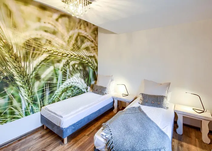 Folwark Bialych Bocianow Kamionka