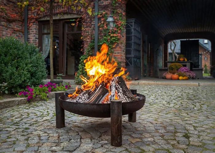 カントリーハウス Folwark Bialych Bocianow