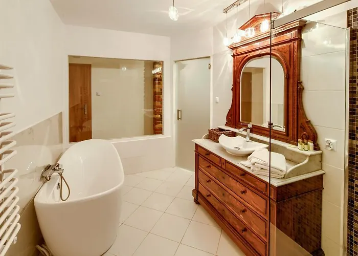 カントリーハウス Folwark Bialych Bocianow Kamionka