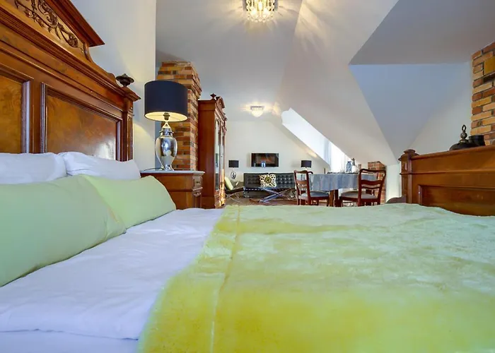 カントリーハウス Folwark Bialych Bocianow