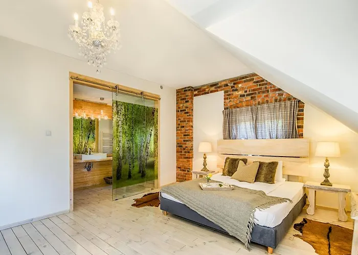 Folwark Bialych Bocianow * Kamionka