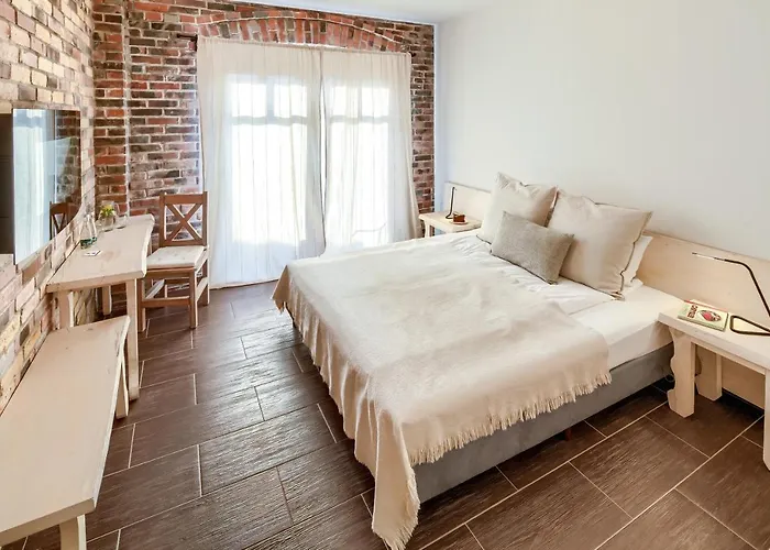 Folwark Bialych Bocianow カントリーハウス