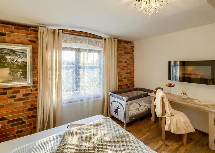 Folwark Bialych Bocianow カントリーハウス